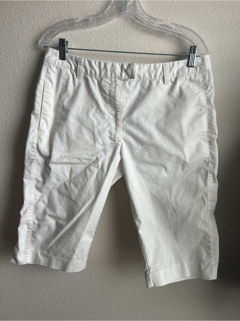 Adidas Stretch White Flat-Front Bermuda knee-length Walking Shorts with Pockets